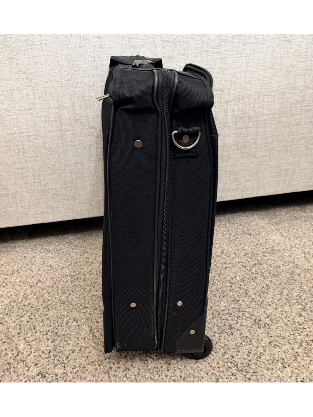 GEOFFREY BEENE Rolling Garment Bag | Carrier in Black